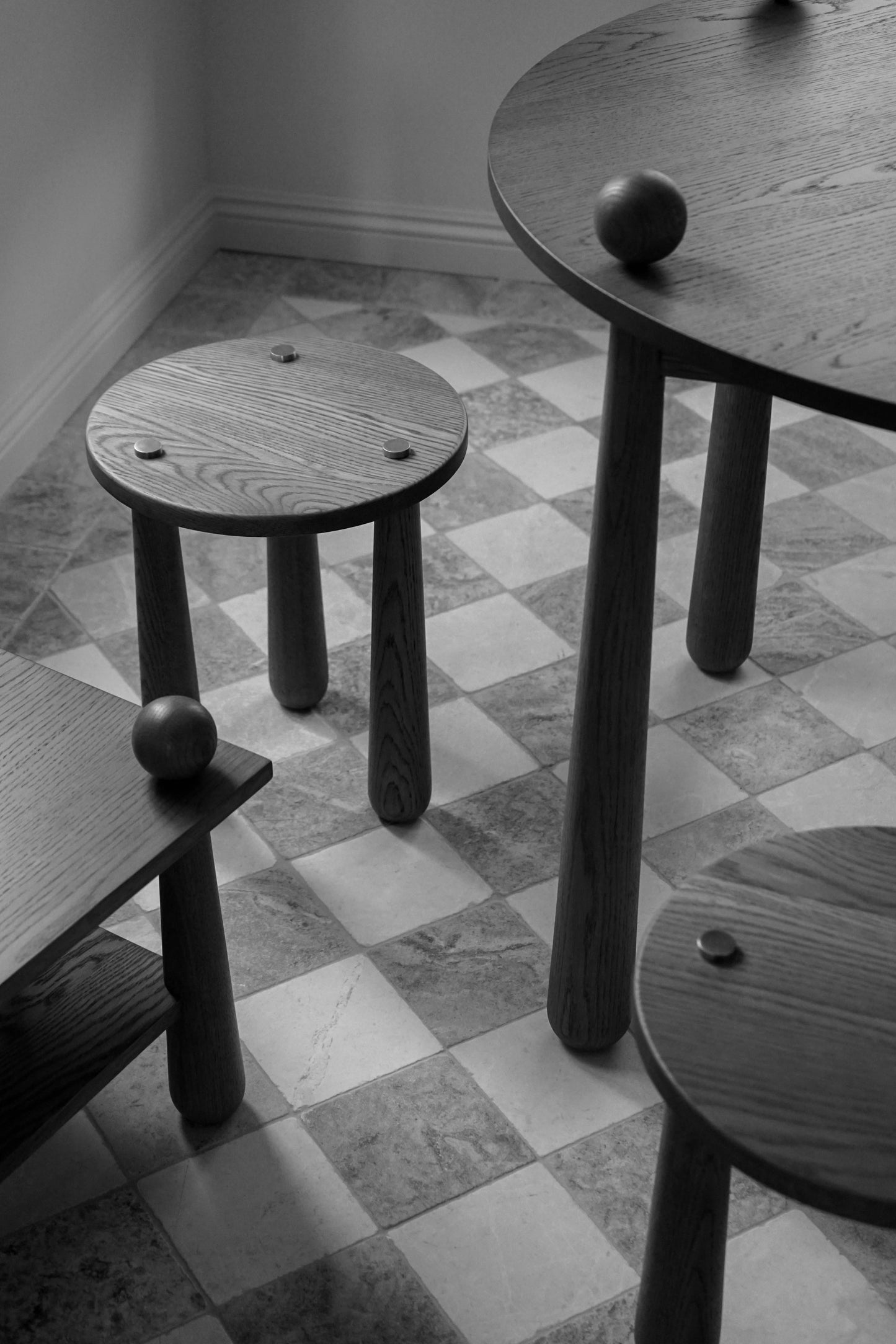 DOTT DINING TABLE - NATURAL