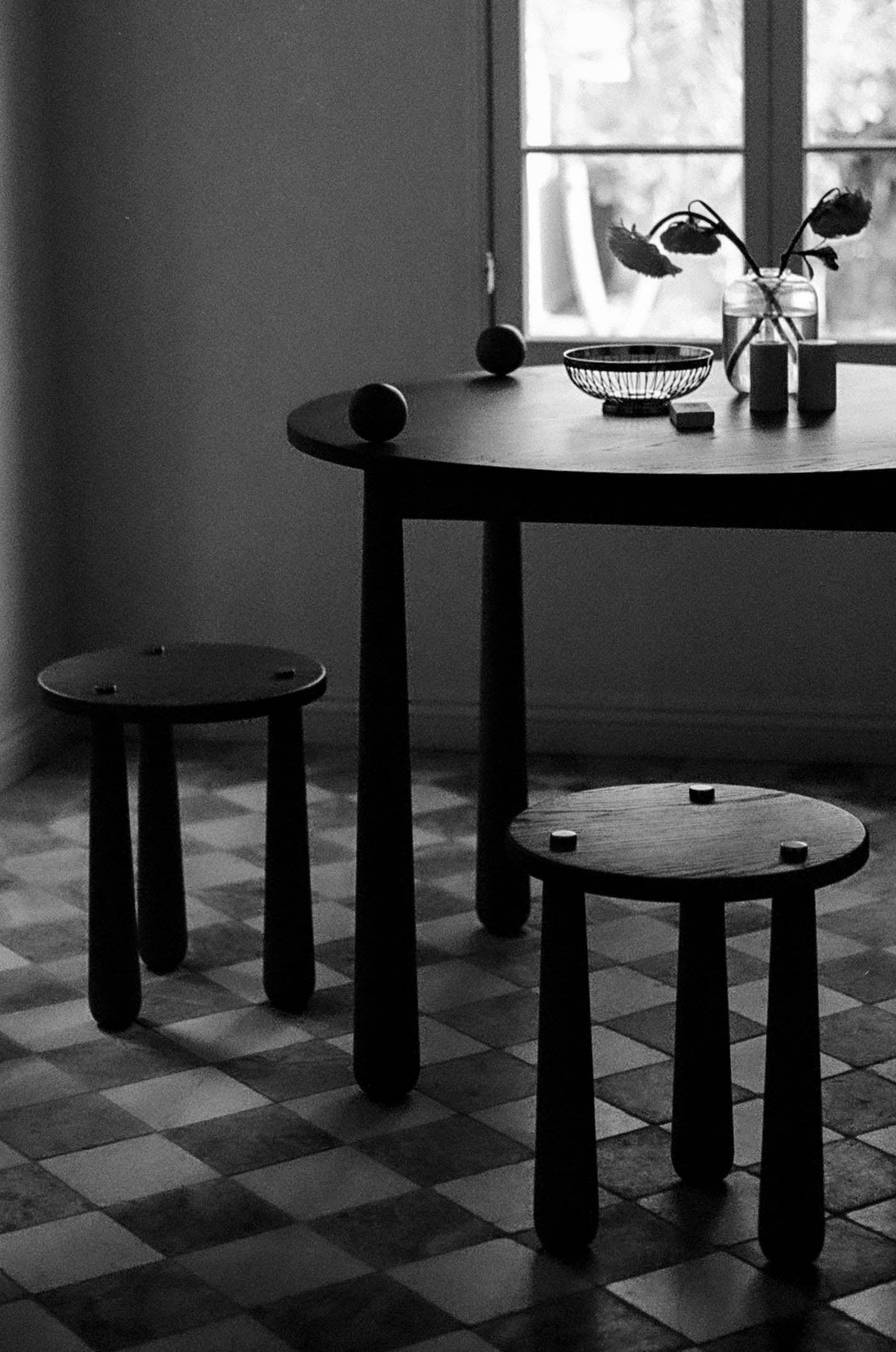 DOTT DINING TABLE - NATURAL