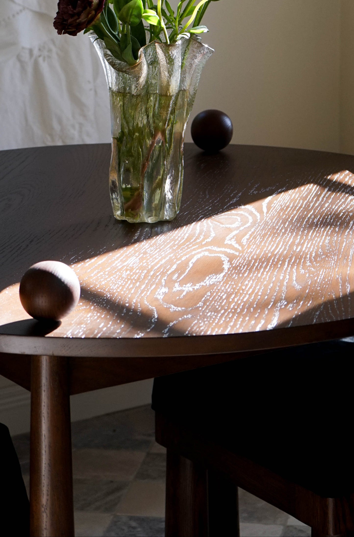 DOTT DINING TABLE - EBONY