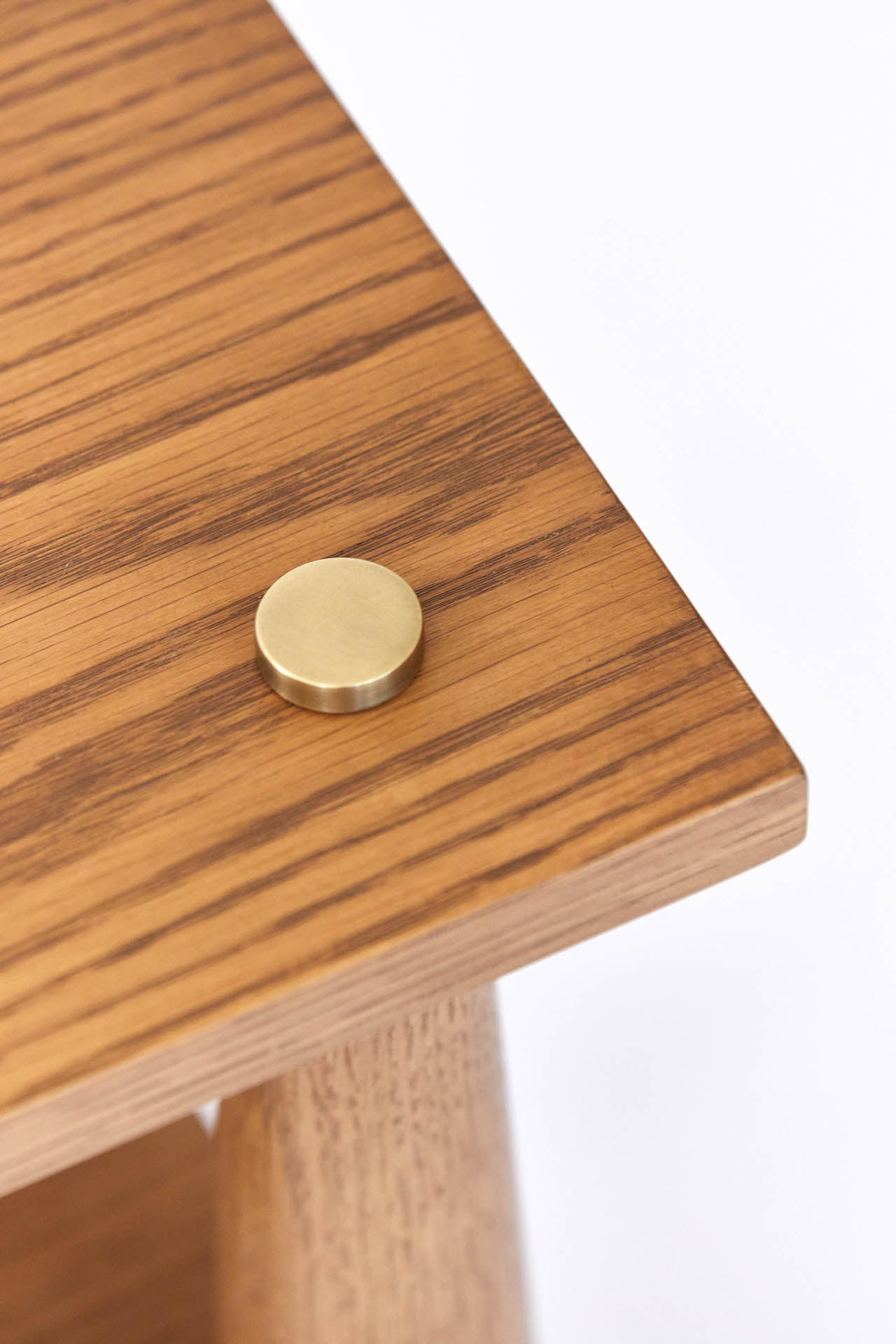 DOTT SIDE TABLE - NATURAL