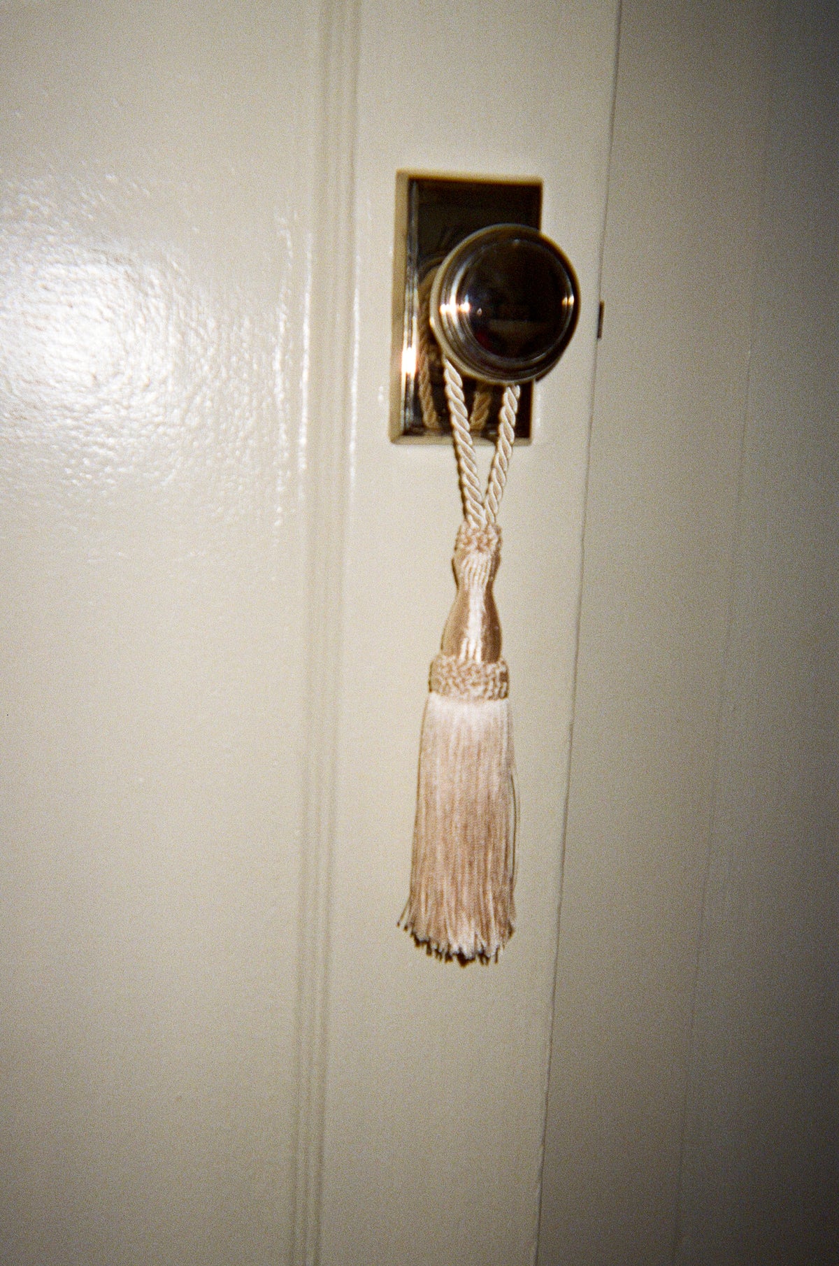 BALLERINA TASSEL - IVORY